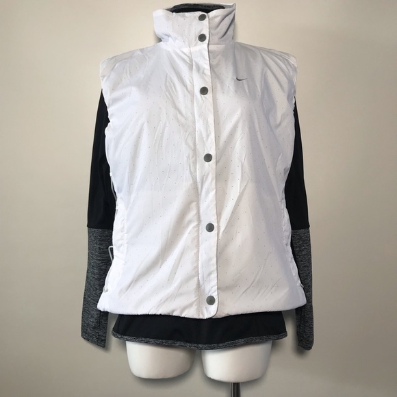 NIKE Fleece Lined White Puffer Vest - Picture 2 of 12